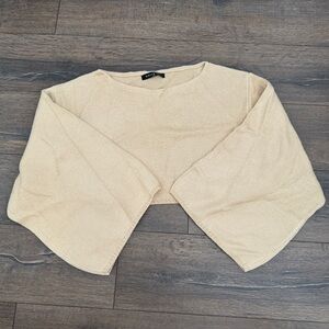 BrandNew✨WhiteFox top in S/M